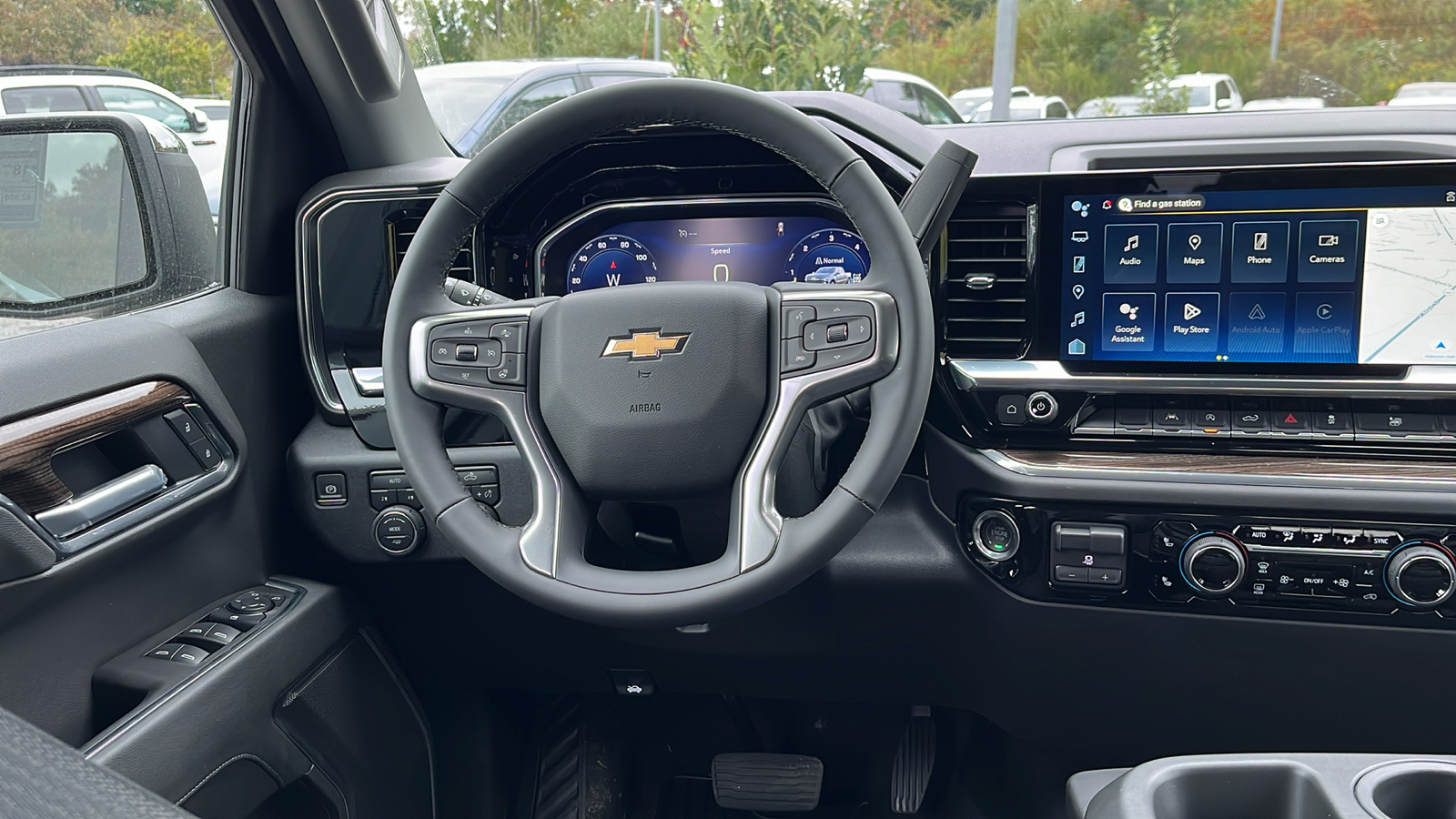 2025 Chevrolet Silverado 1500 LT 24