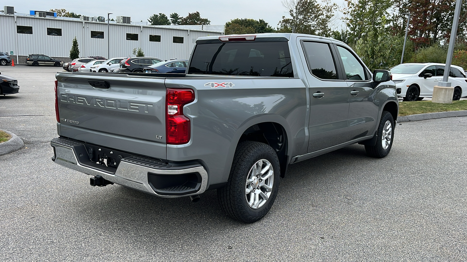 2025 Chevrolet Silverado 1500 LT 5