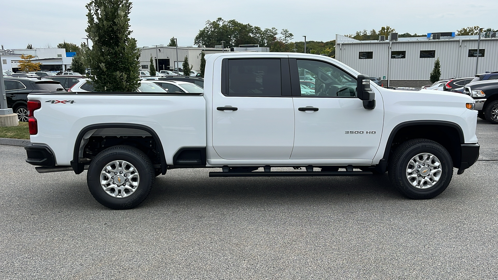 2025 Chevrolet Silverado 3500HD Work Truck 6