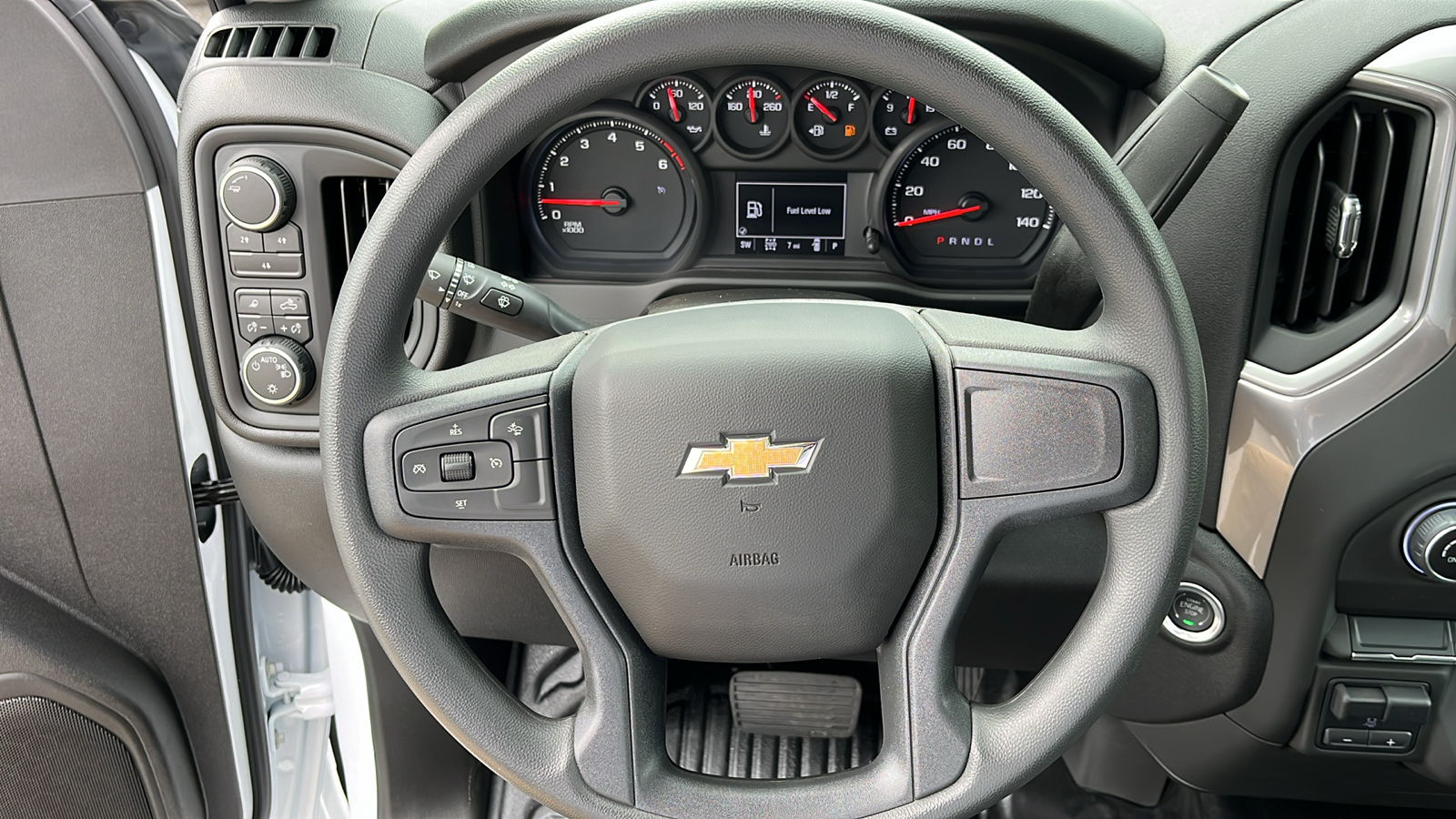 2025 Chevrolet Silverado 3500HD Work Truck 13