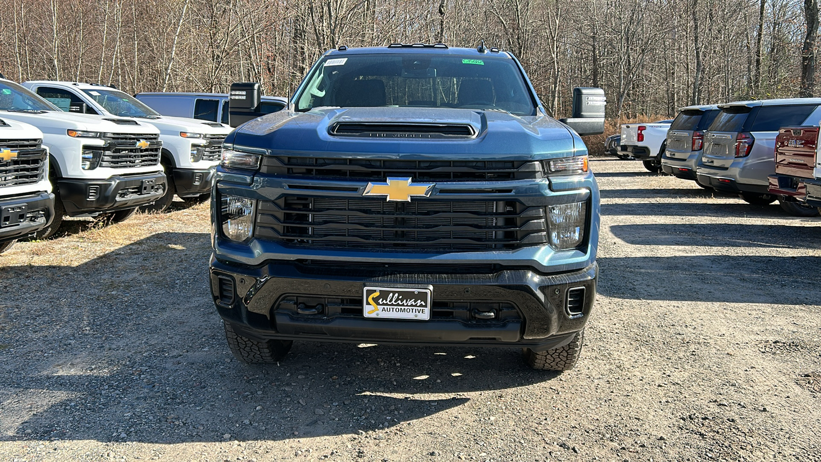 2025 Chevrolet Silverado 2500HD Custom 3