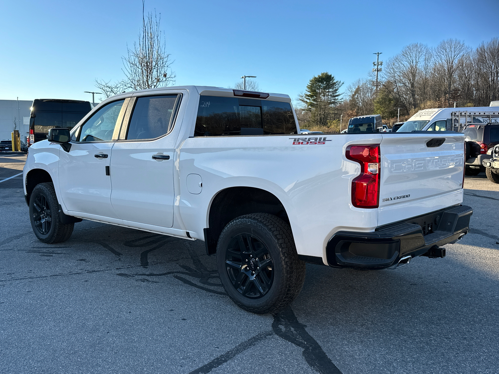 2025 Chevrolet Silverado 1500 LT Trail Boss 2