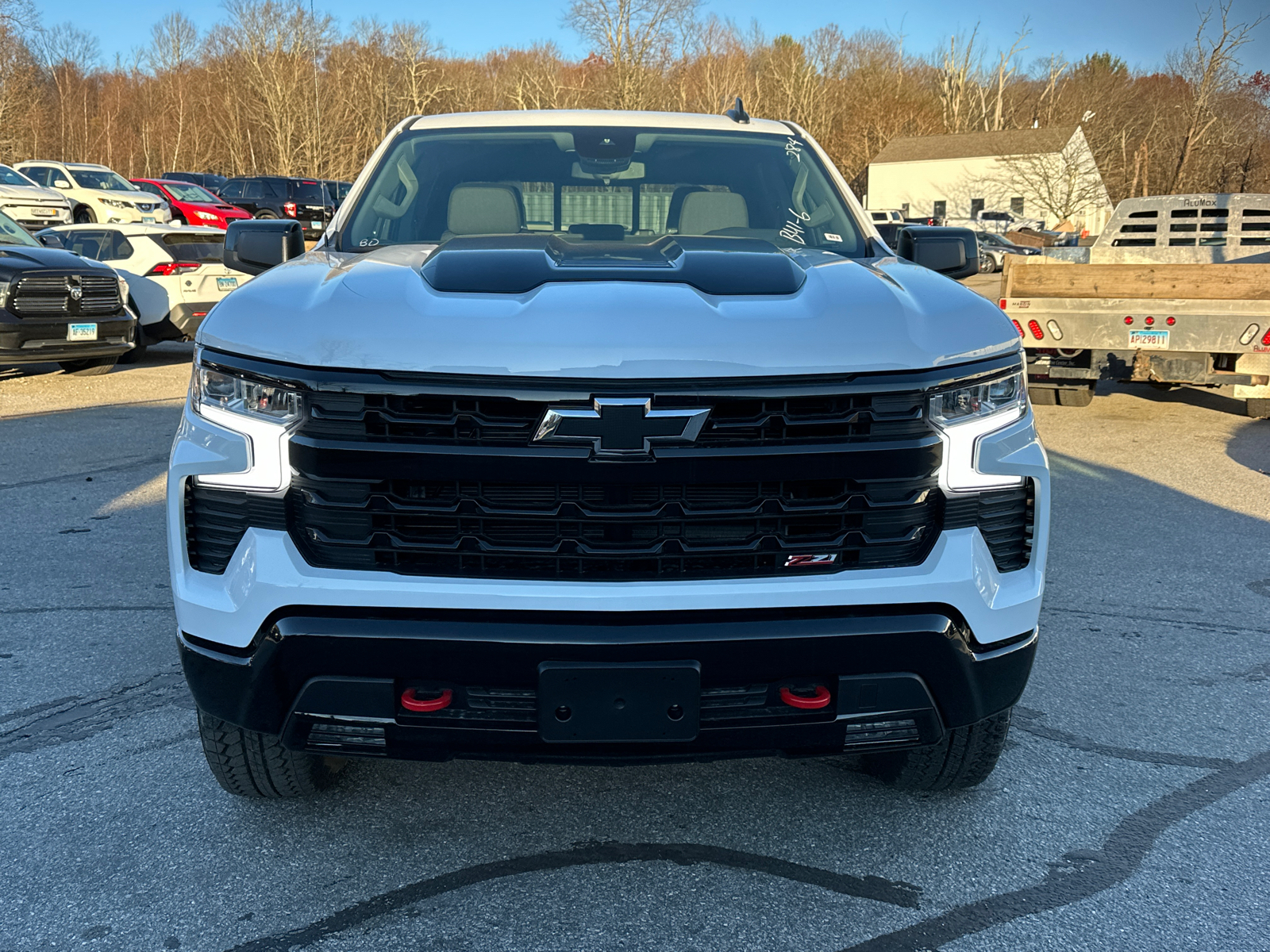 2025 Chevrolet Silverado 1500 LT Trail Boss 6