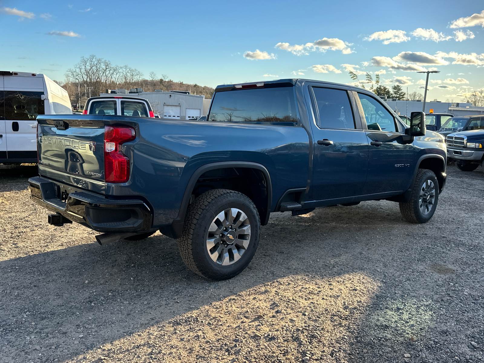 2025 Chevrolet Silverado 2500HD Custom 3