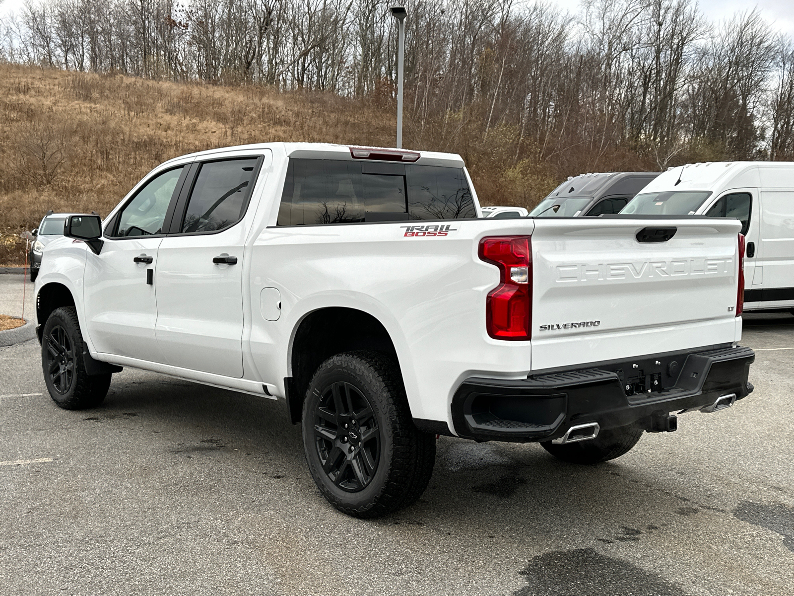 2025 Chevrolet Silverado 1500 LT Trail Boss 2