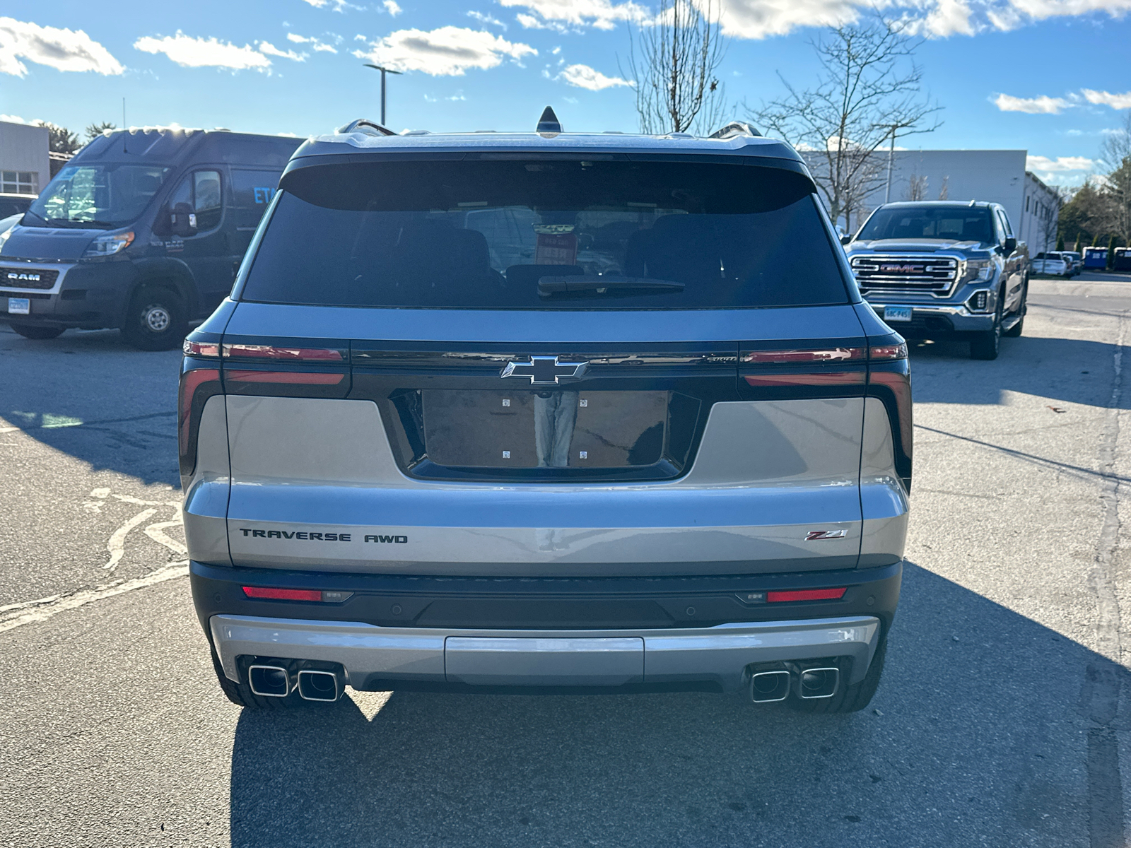 2025 Chevrolet Traverse Z71 3