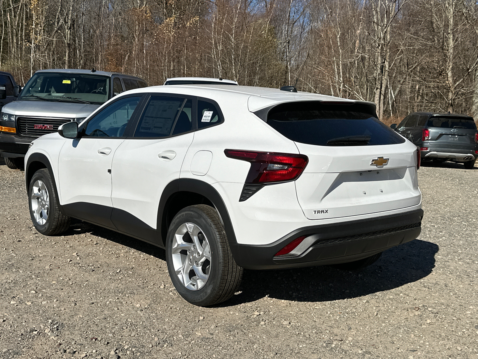 2025 Chevrolet Trax LS 2