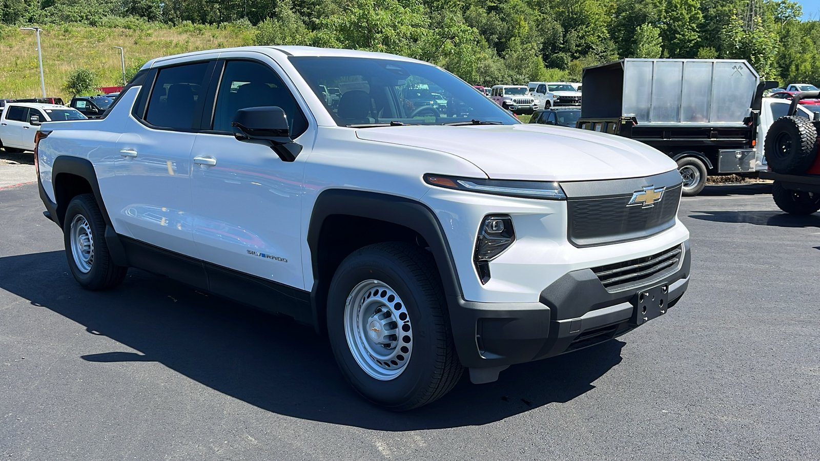 2024 Chevrolet Silverado EV Work Truck 3