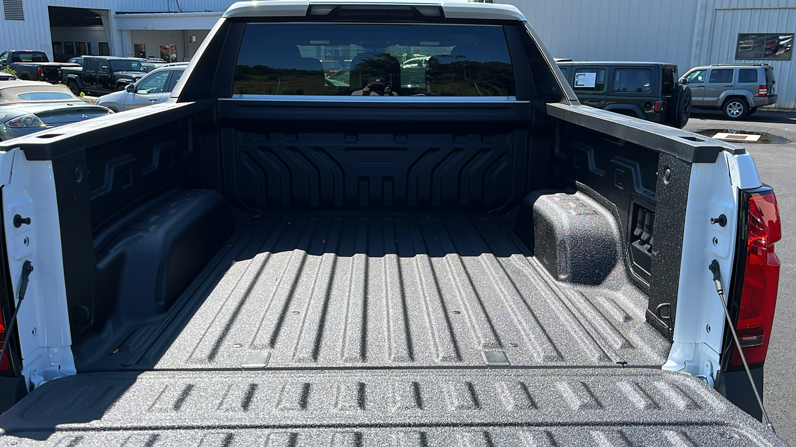 2024 Chevrolet Silverado EV Work Truck 30