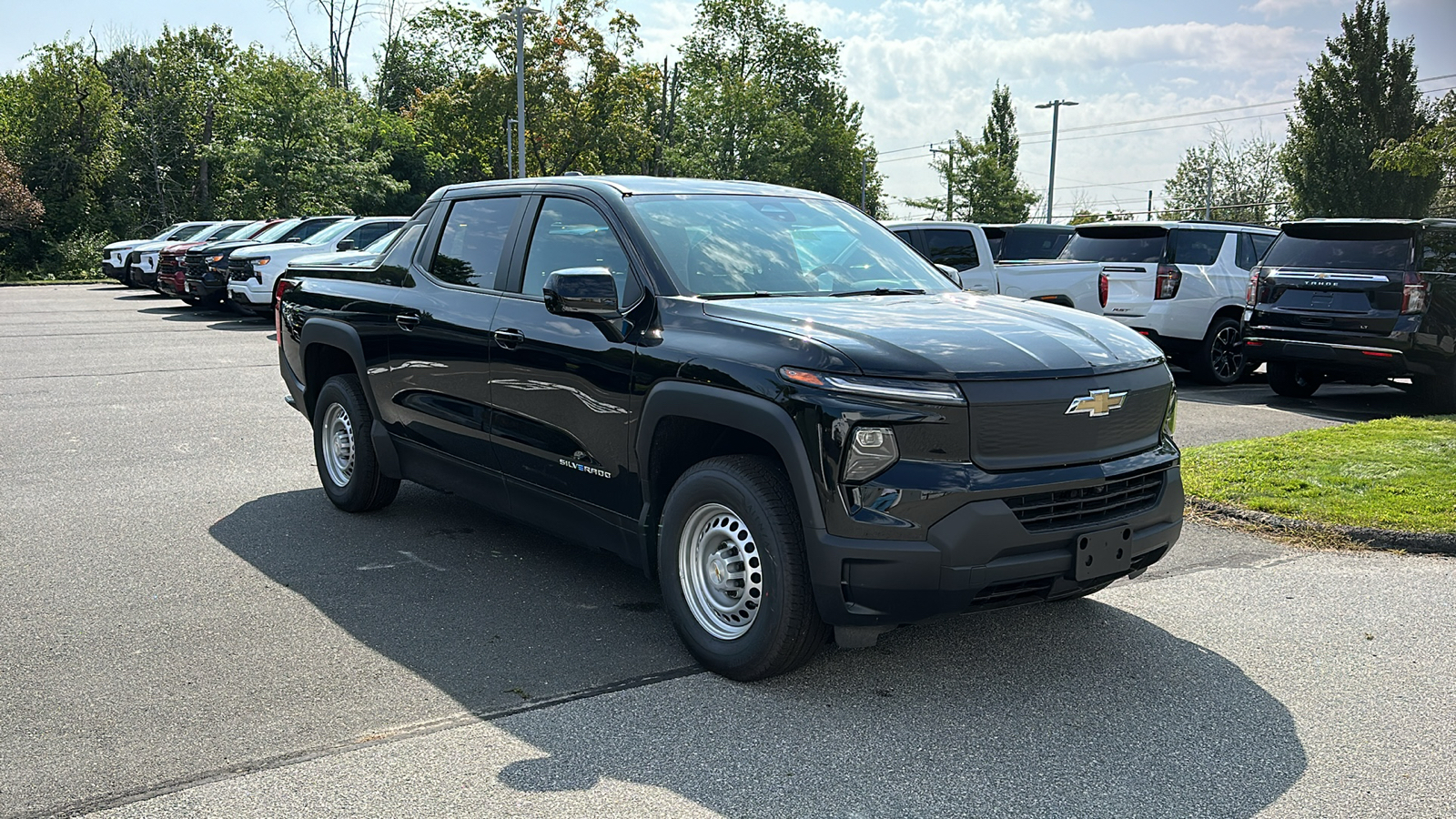 2024 Chevrolet Silverado EV Work Truck 2