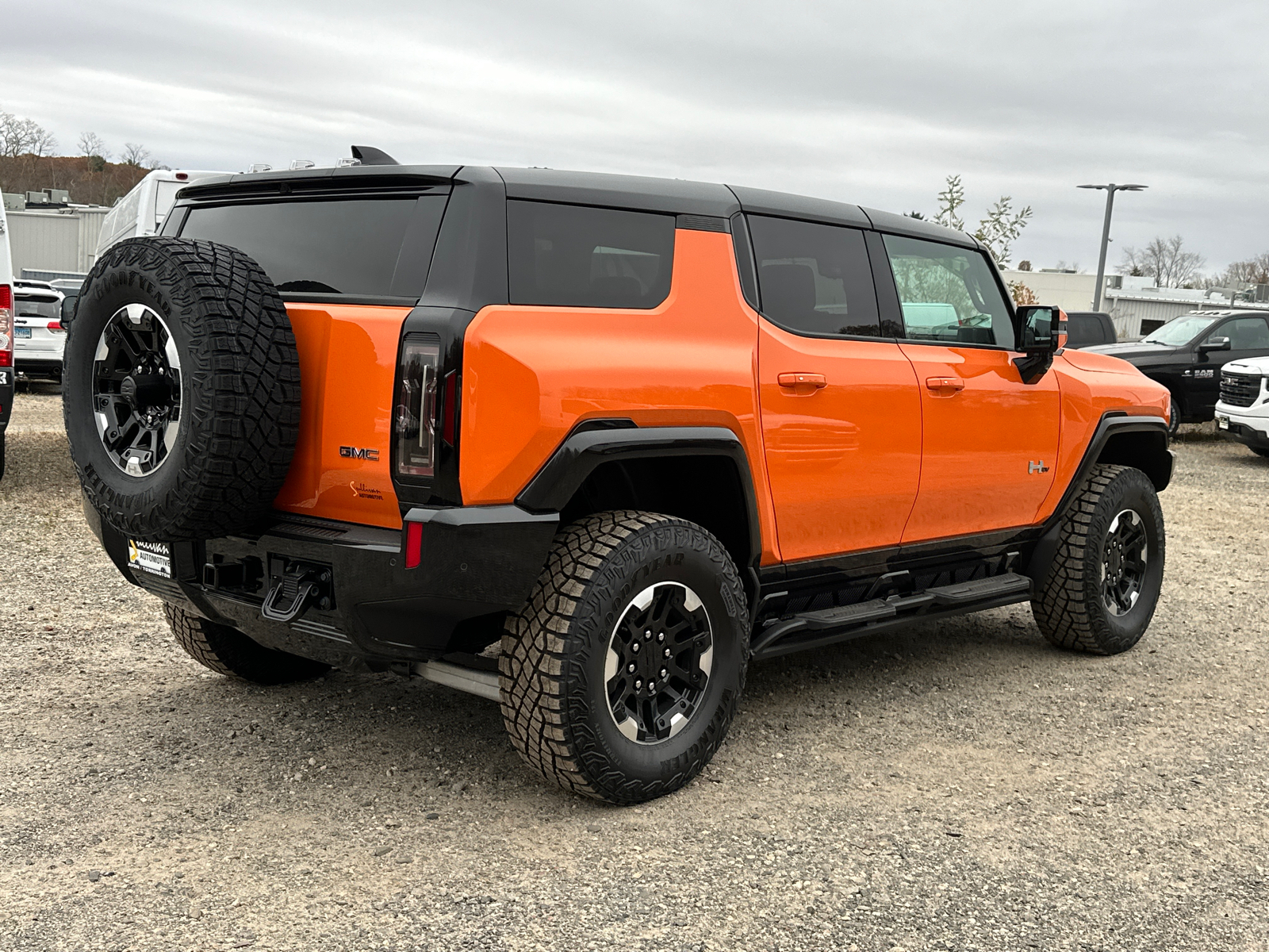 2024 GMC Hummer EV SUV 2X 4