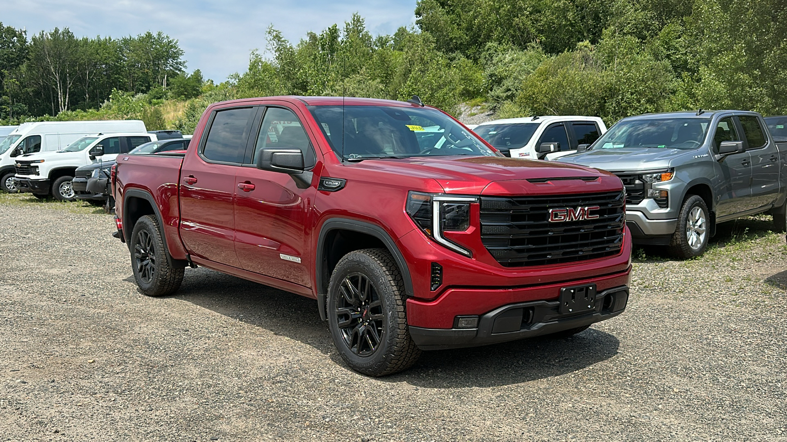 2024 GMC Sierra 1500 Elevation 2