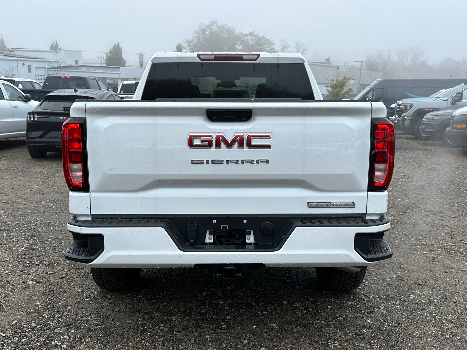 2024 GMC Sierra 1500 Elevation 3