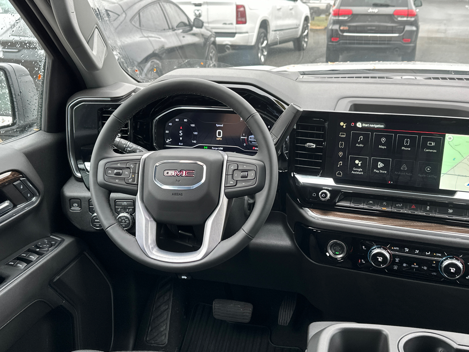 2024 GMC Sierra 1500 Elevation 22