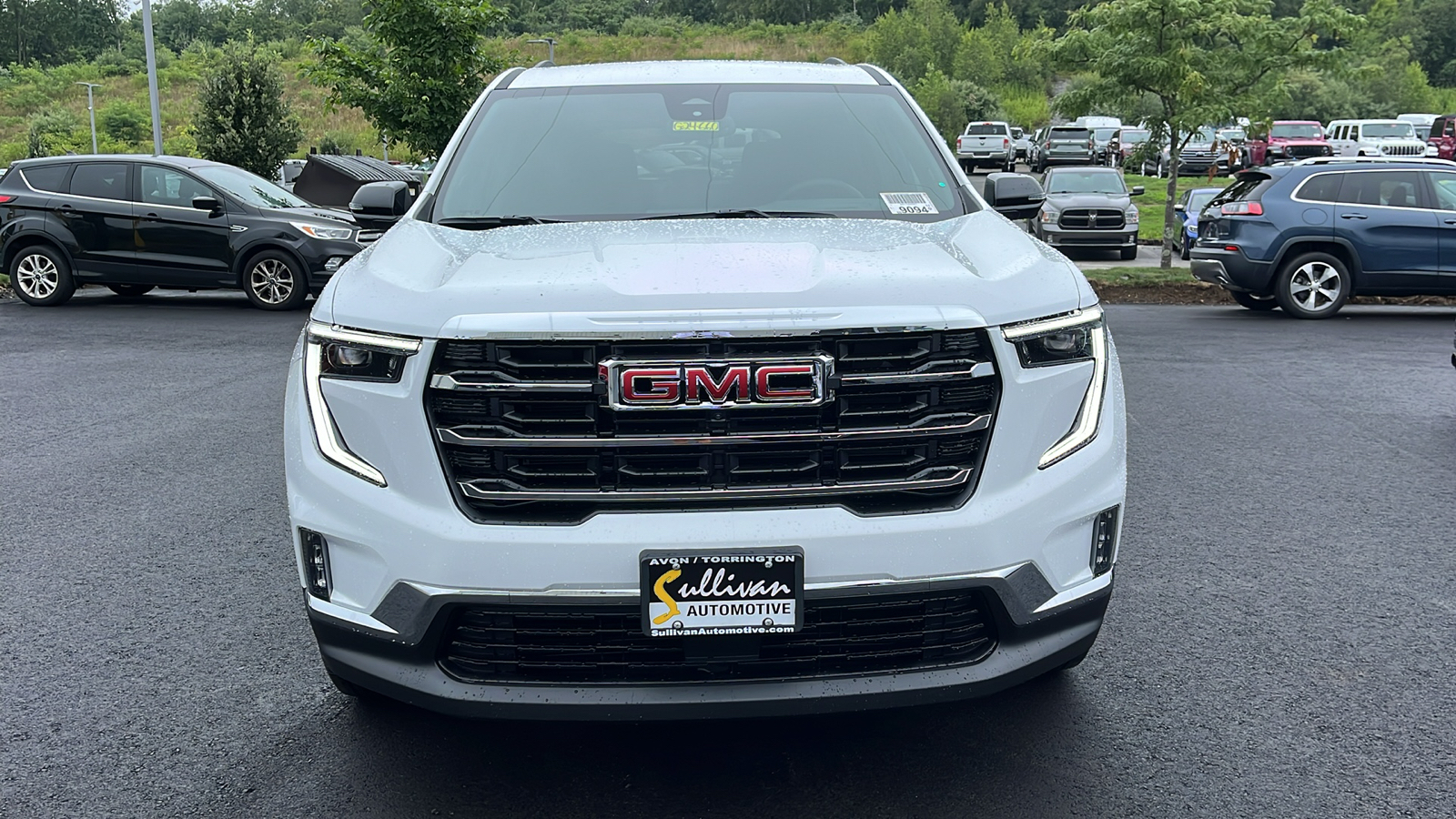 2024 GMC Acadia Elevation 2