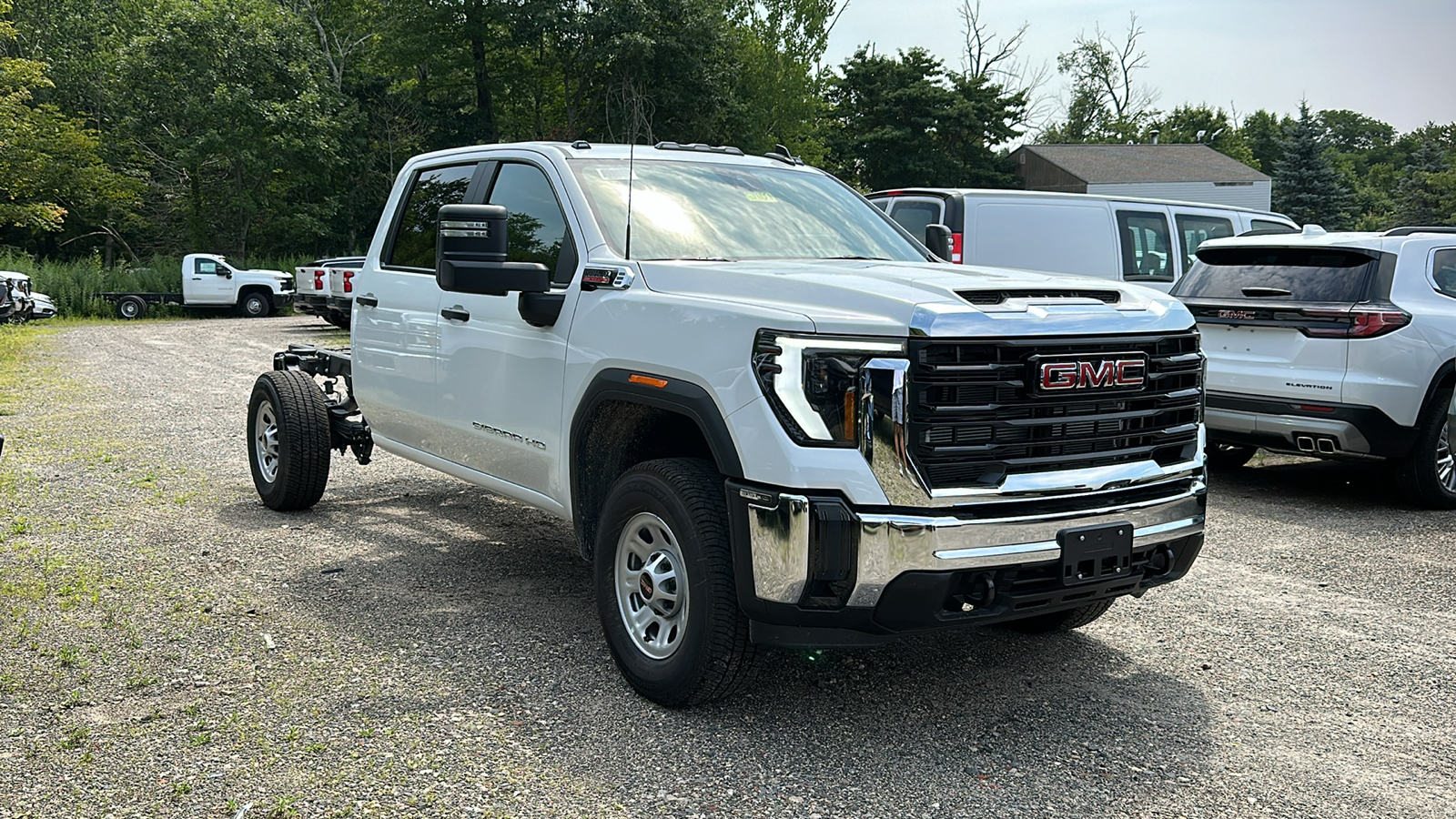 2024 GMC Sierra 3500HD Pro 2