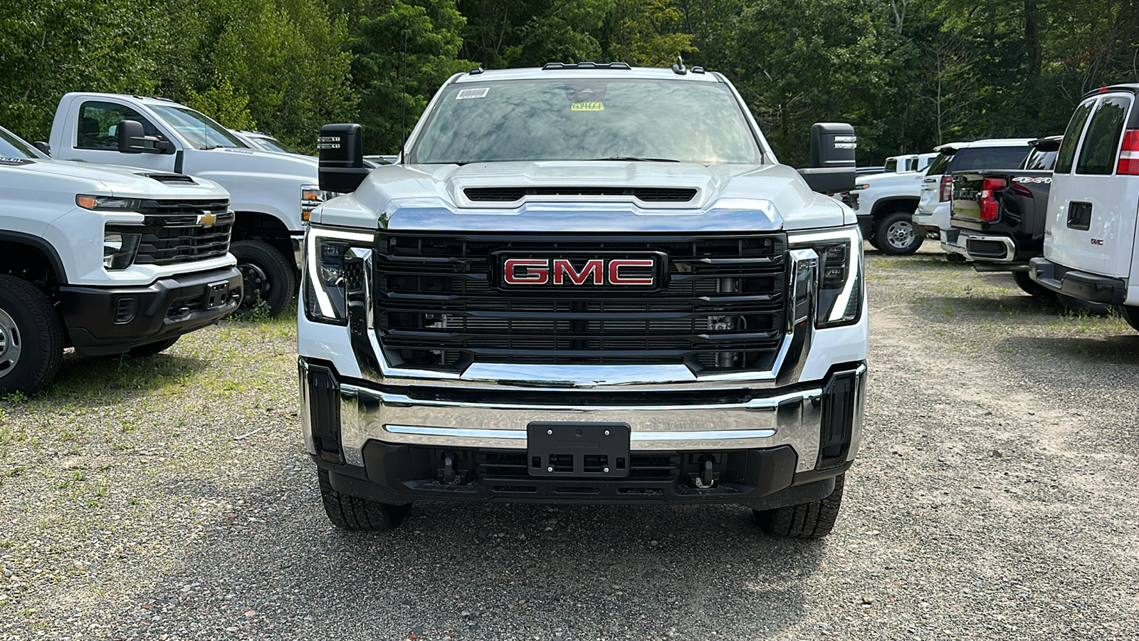 2024 GMC Sierra 3500HD Pro 3