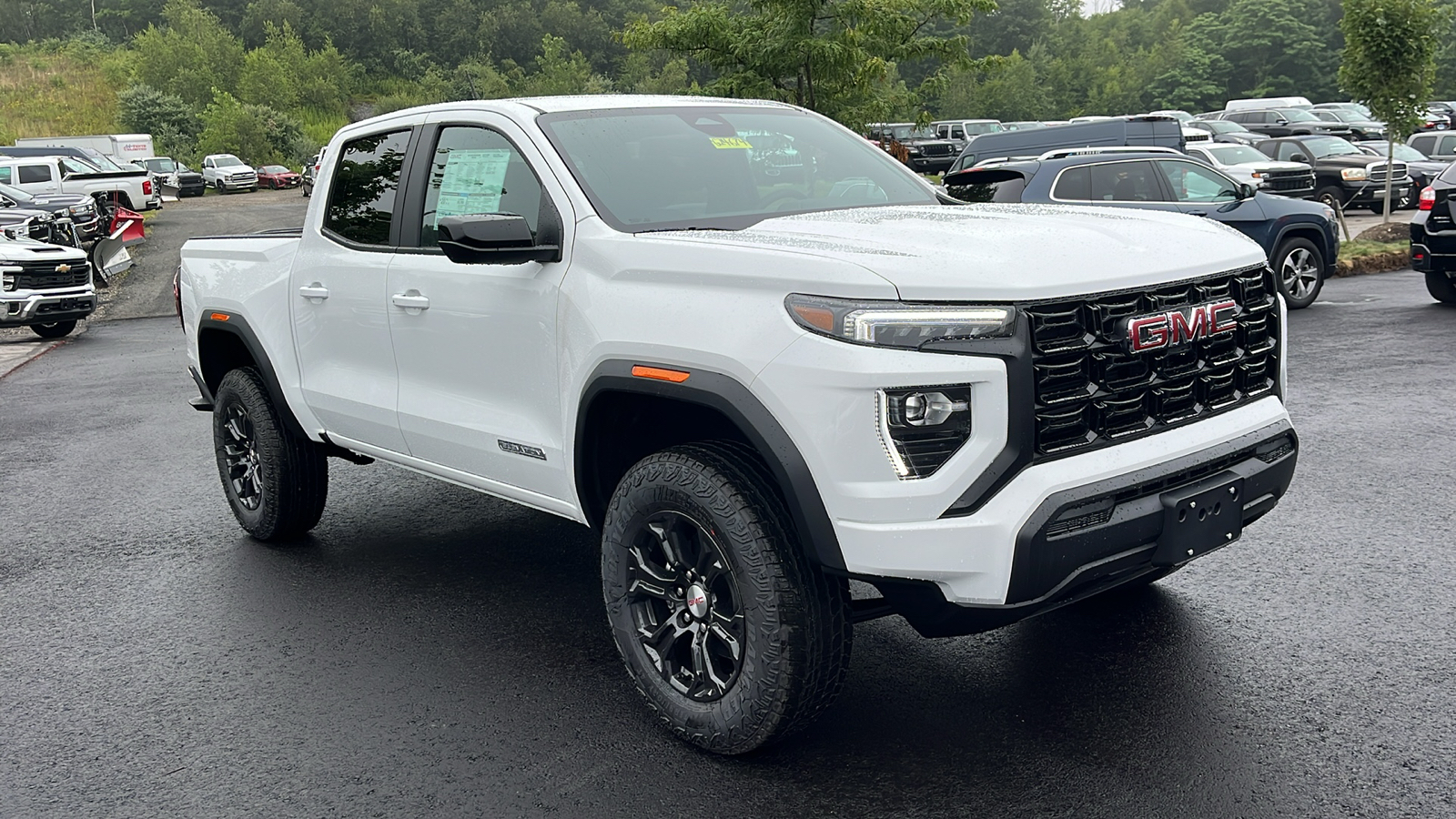 2024 GMC Canyon Elevation 3