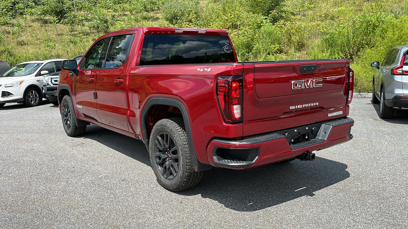 2024 GMC Sierra 1500 Elevation 3