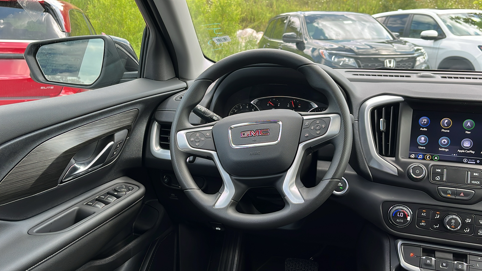 2024 GMC Terrain SLE 27