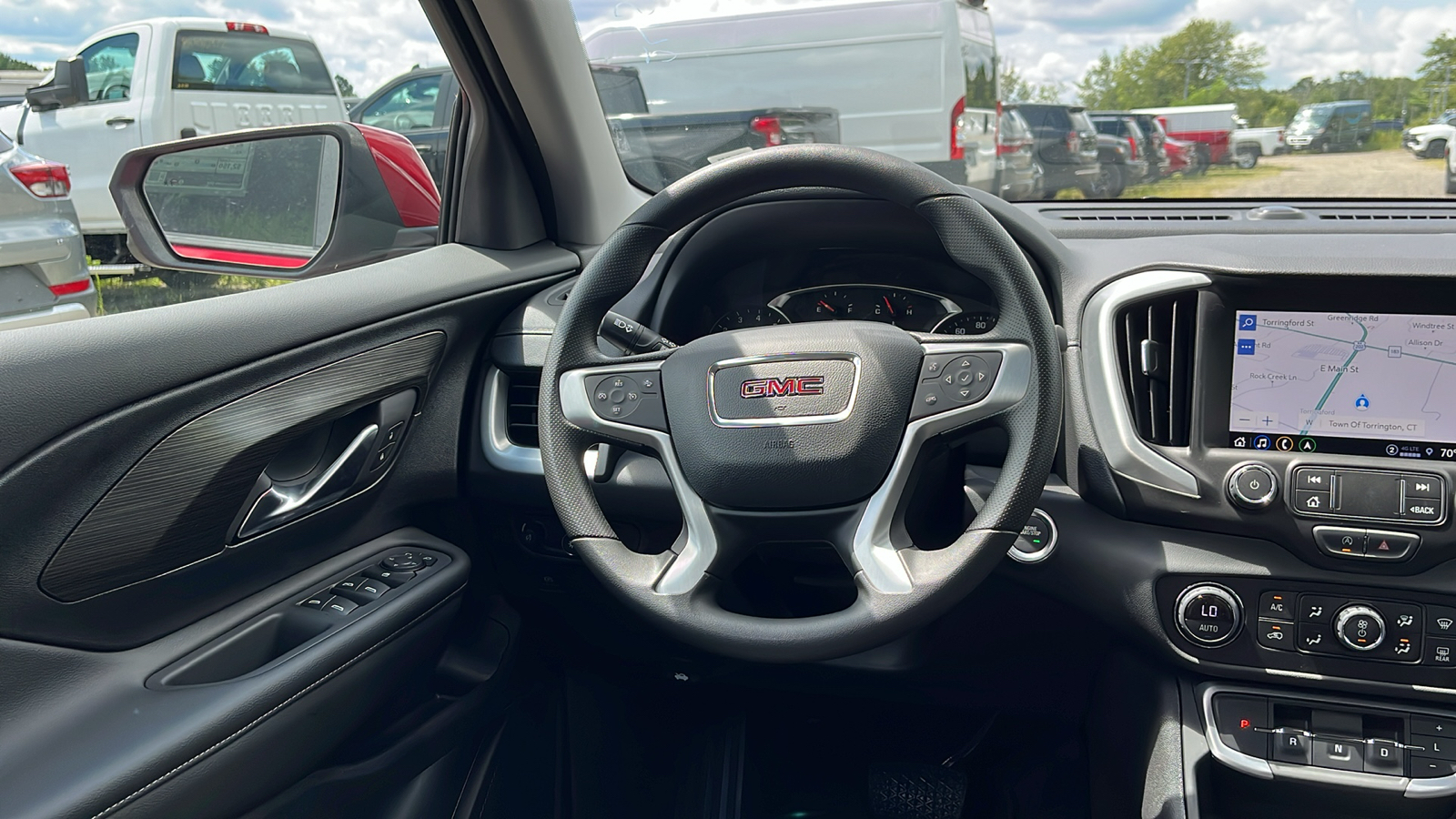 2024 GMC Terrain SLE 26