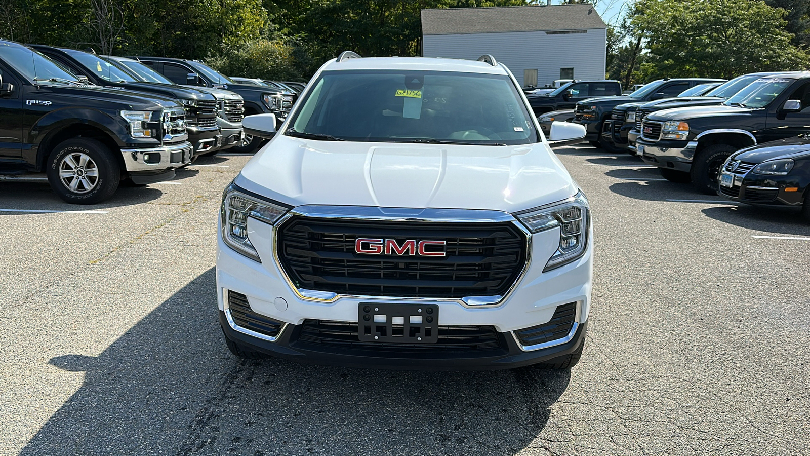 2024 GMC Terrain SLE 3