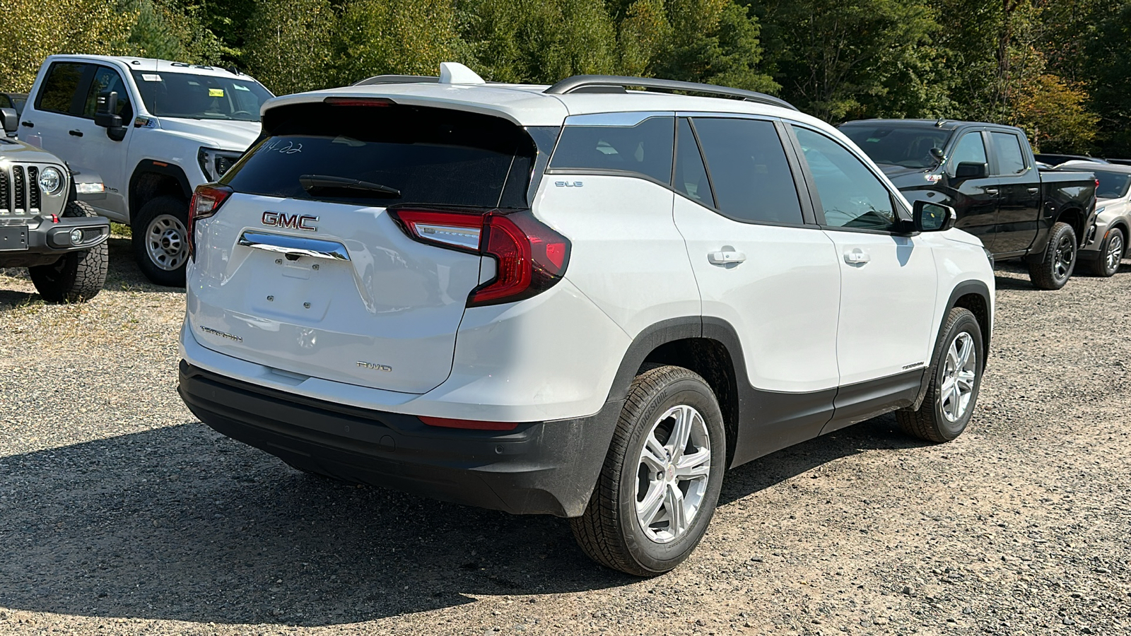 2024 GMC Terrain SLE 6