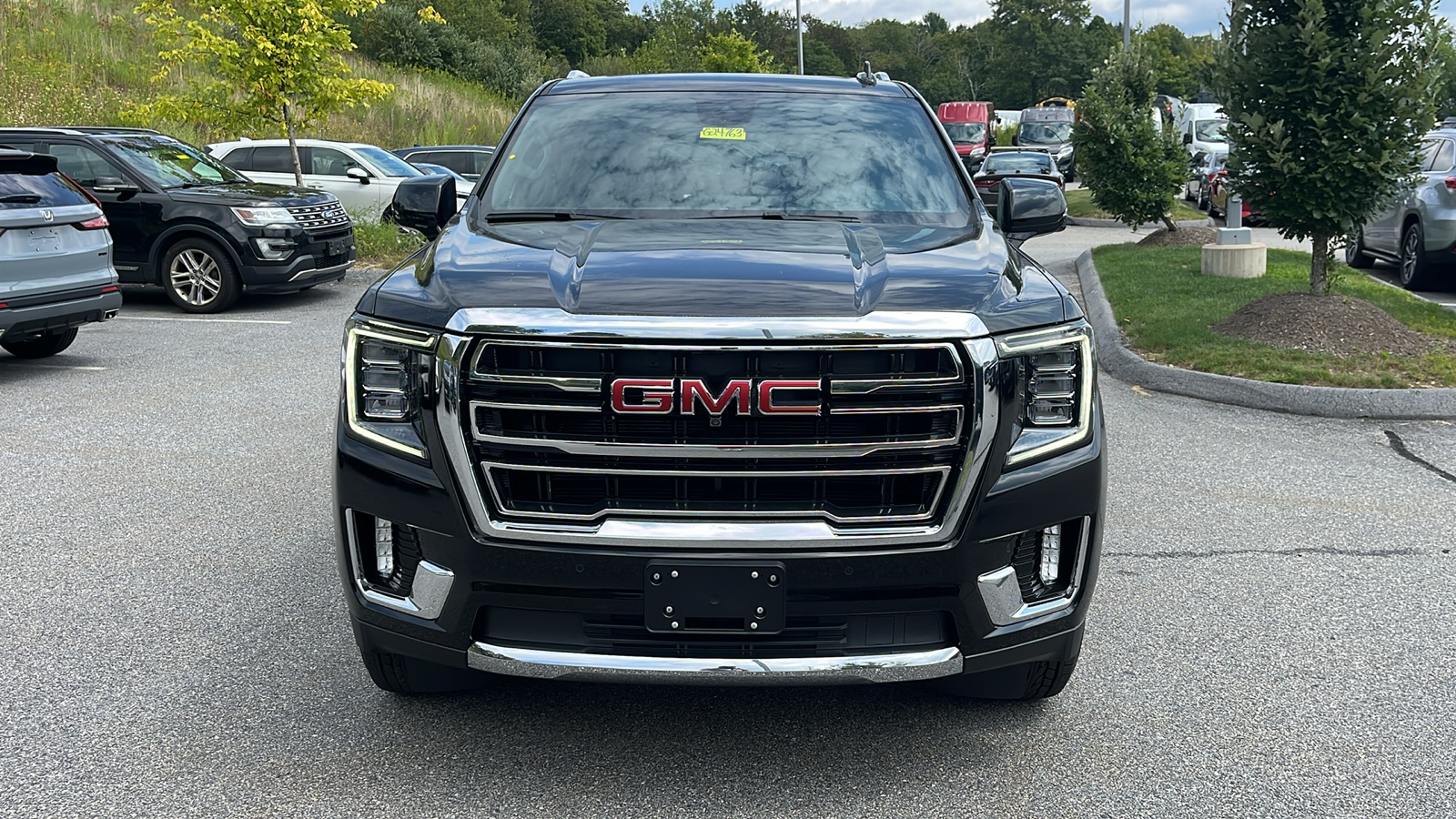 2024 GMC Yukon SLT 8