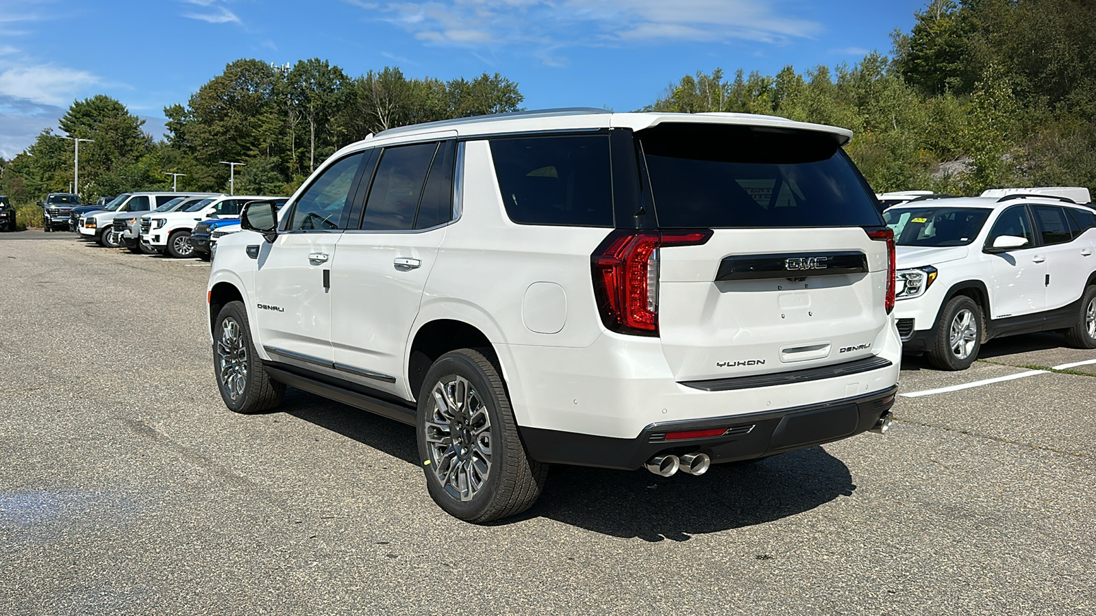 2024 GMC Yukon Denali Ultimate 4