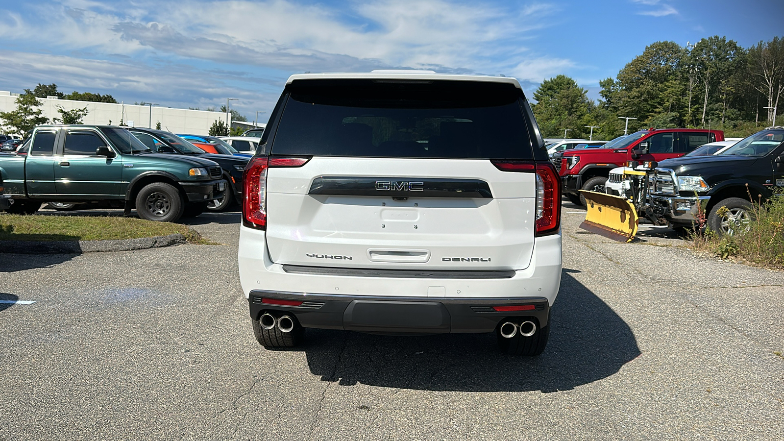 2024 GMC Yukon Denali Ultimate 5