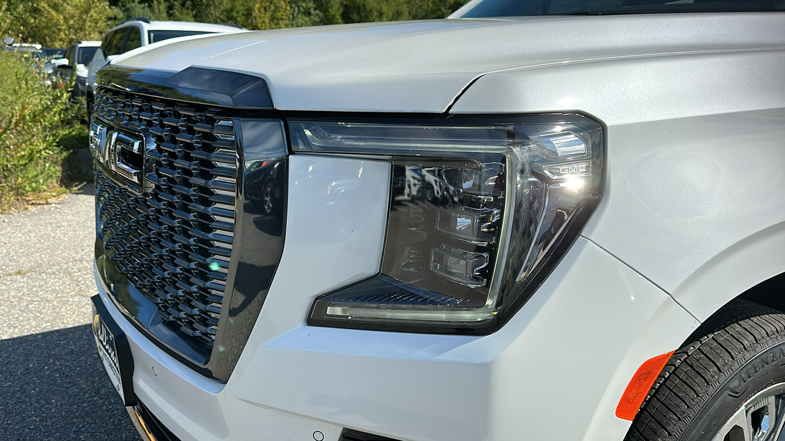 2024 GMC Yukon Denali Ultimate 7