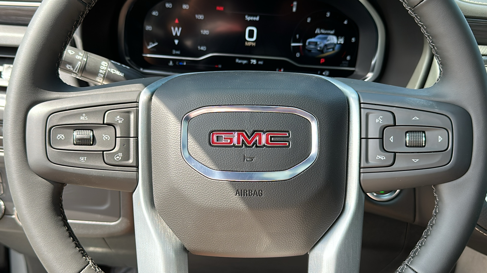 2024 GMC Yukon SLT 11