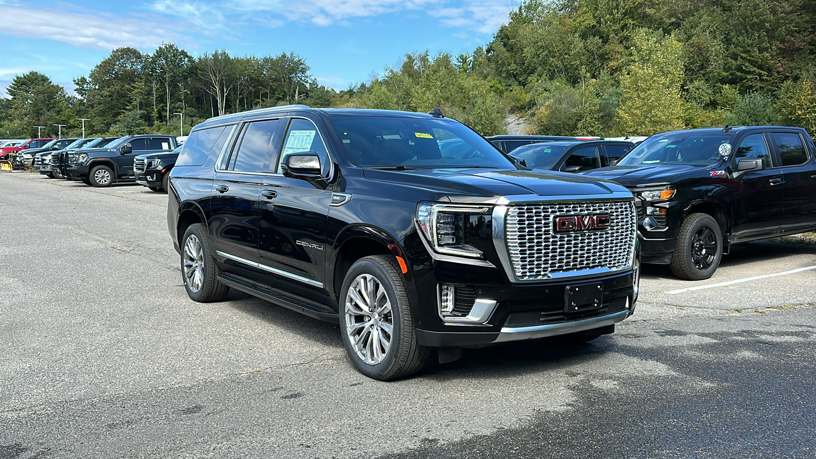 2024 GMC Yukon XL Denali 2