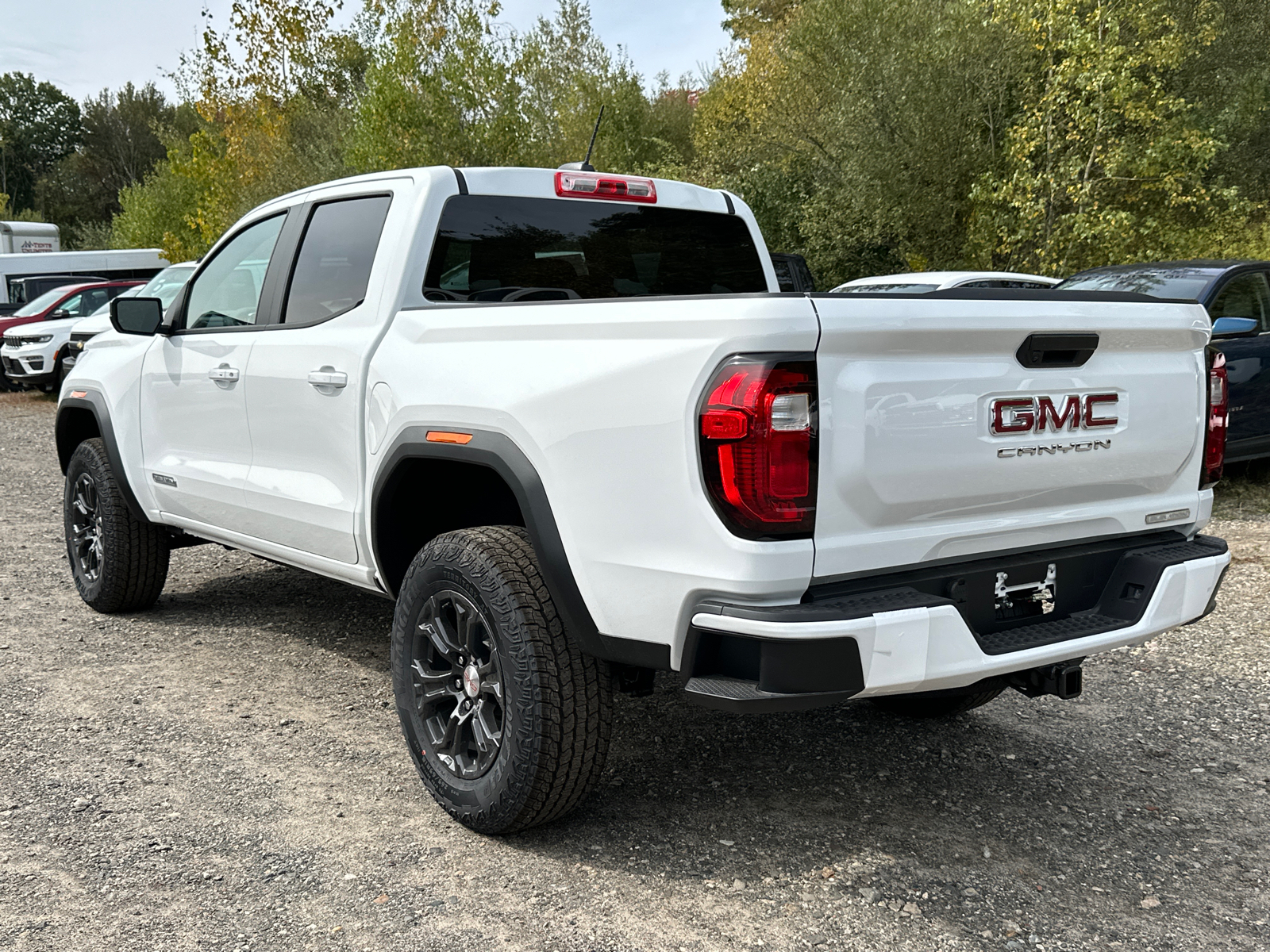 2024 GMC Canyon Elevation 2