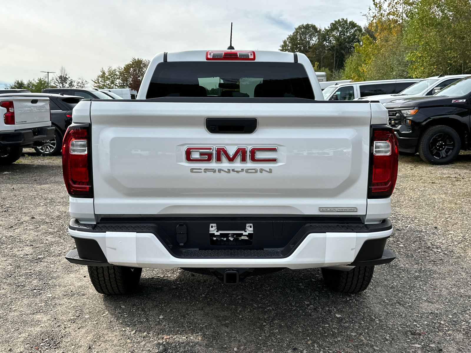 2024 GMC Canyon Elevation 3