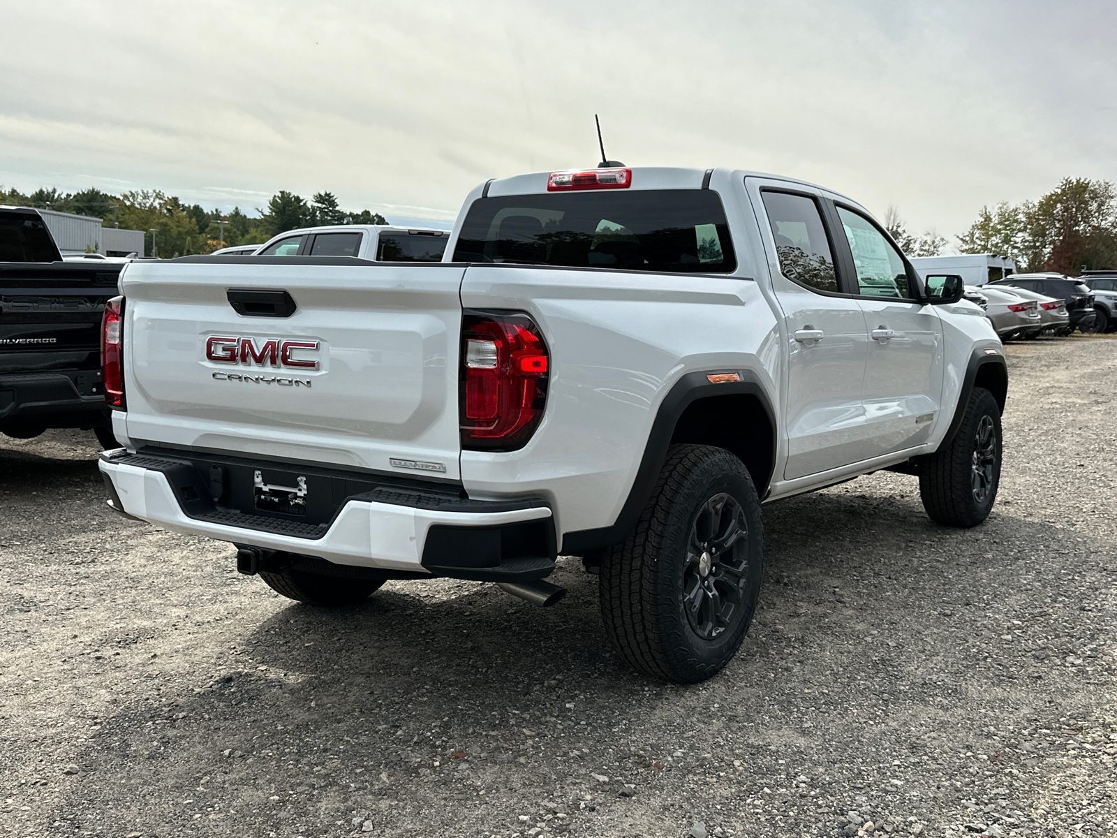 2024 GMC Canyon Elevation 4