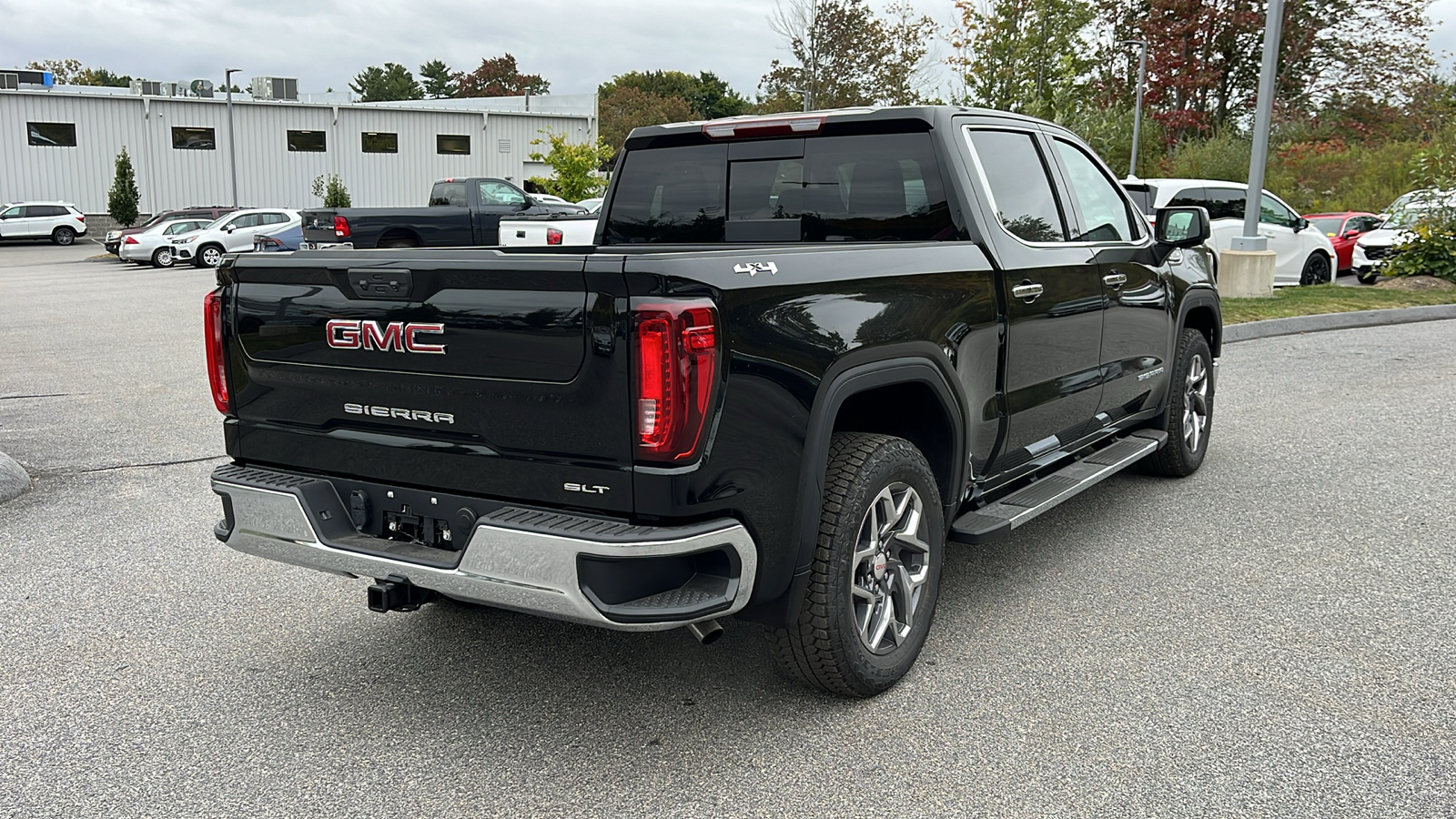 2024 GMC Sierra 1500 SLT 5