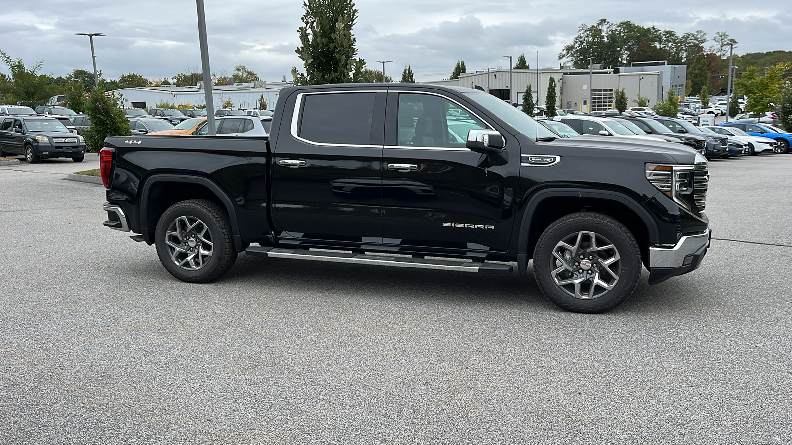 2024 GMC Sierra 1500 SLT 6