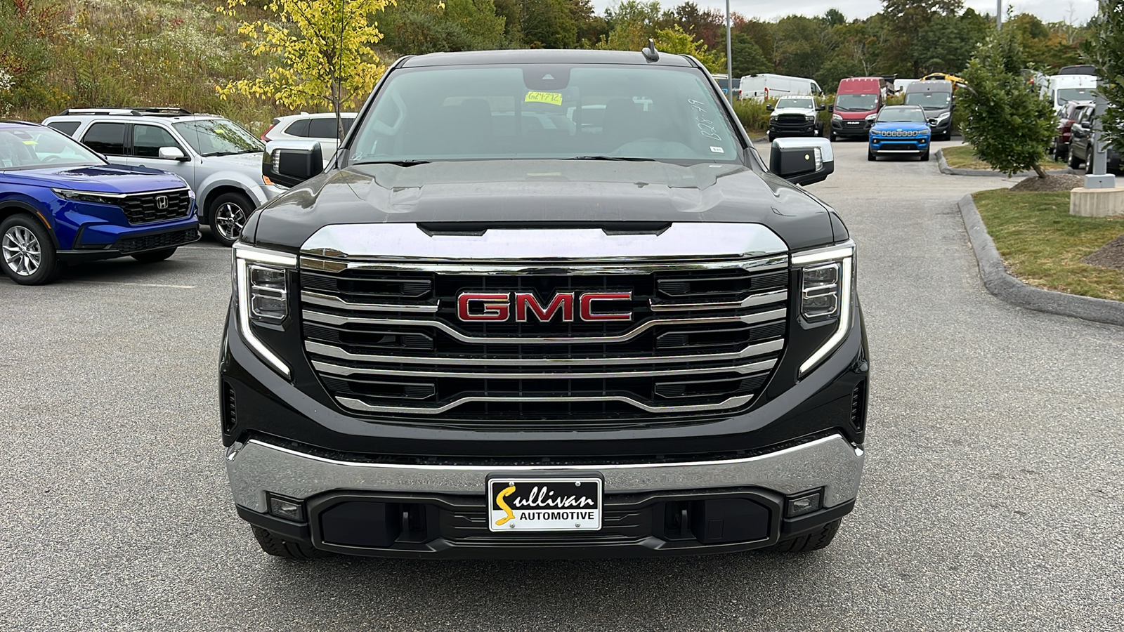 2024 GMC Sierra 1500 SLT 8