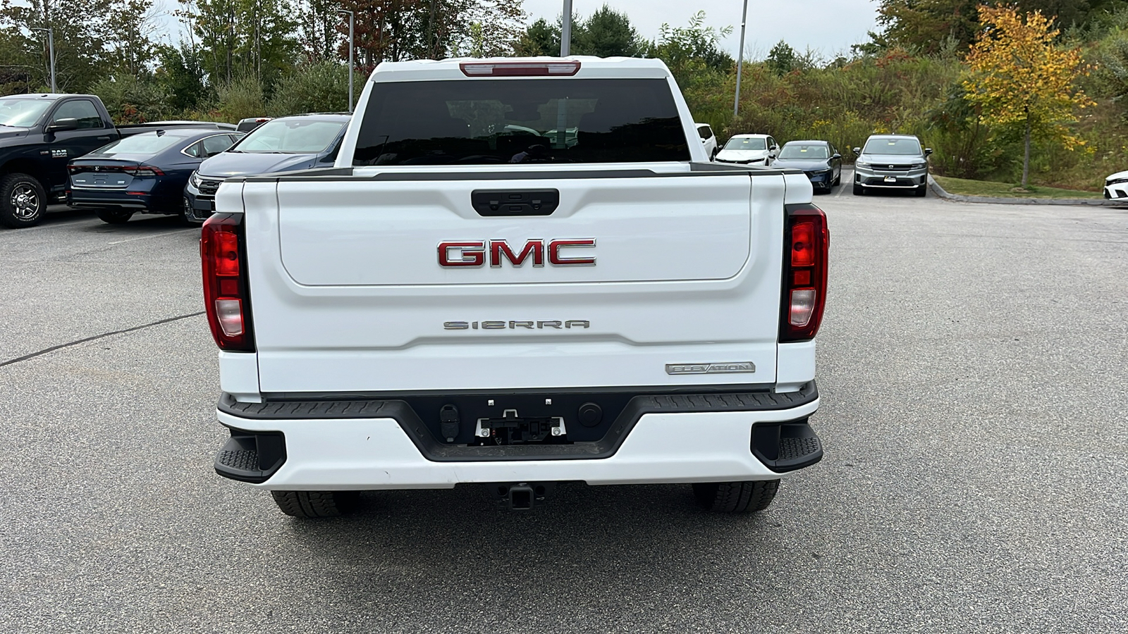 2024 GMC Sierra 1500 Elevation 4