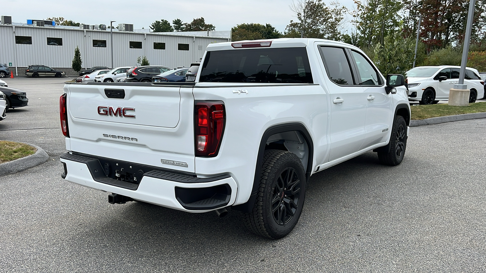 2024 GMC Sierra 1500 Elevation 5