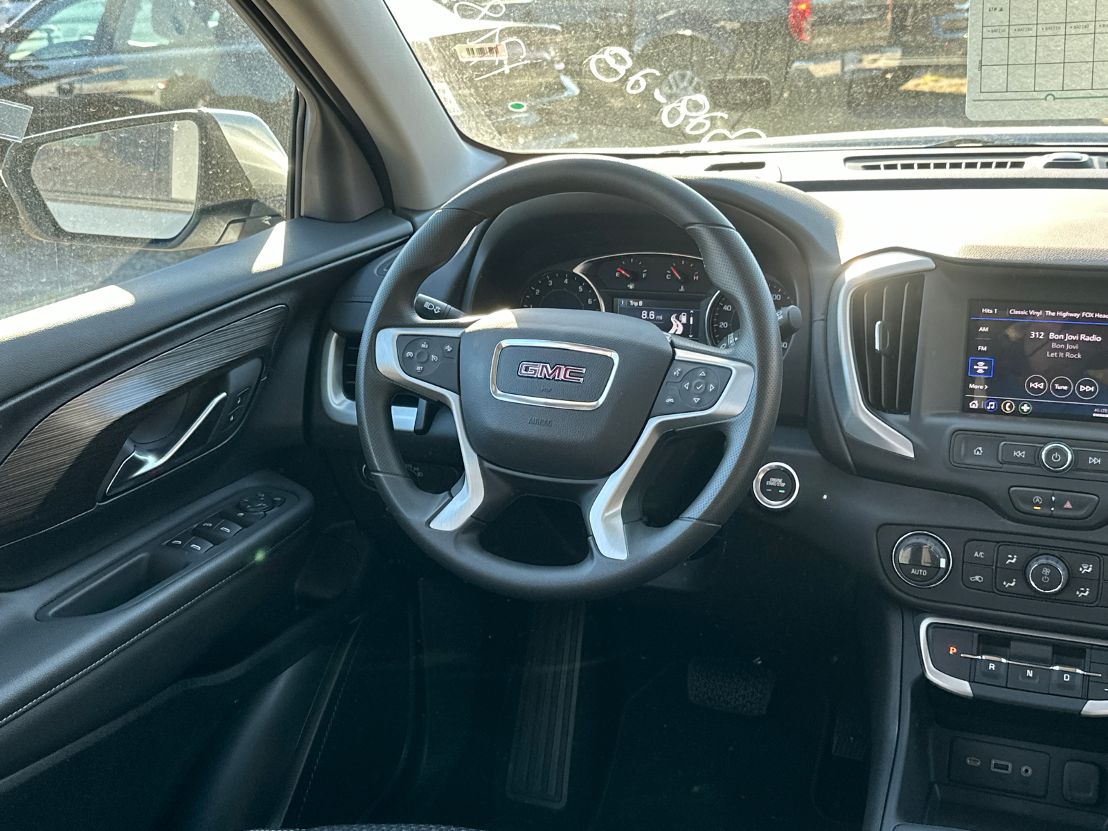 2024 GMC Terrain SLE 22