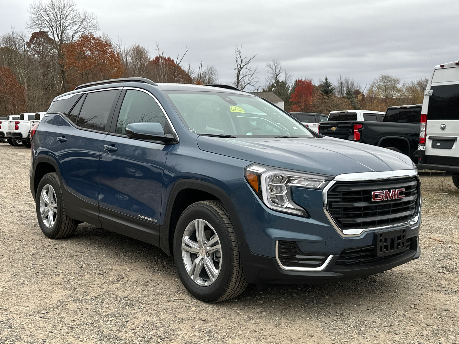 2024 GMC Terrain SLE 5