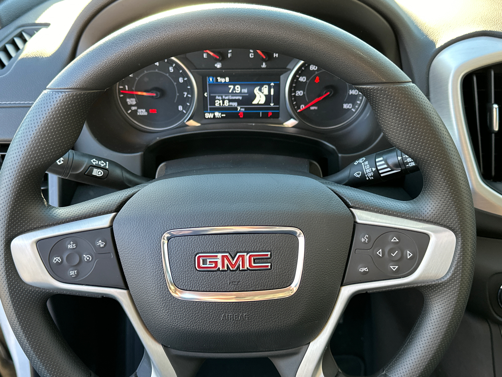 2024 GMC Terrain SLE 12