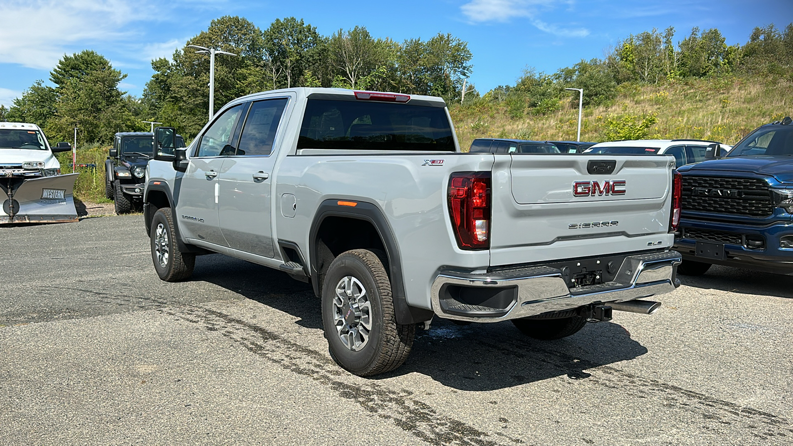 2025 GMC Sierra 2500HD SLE 4