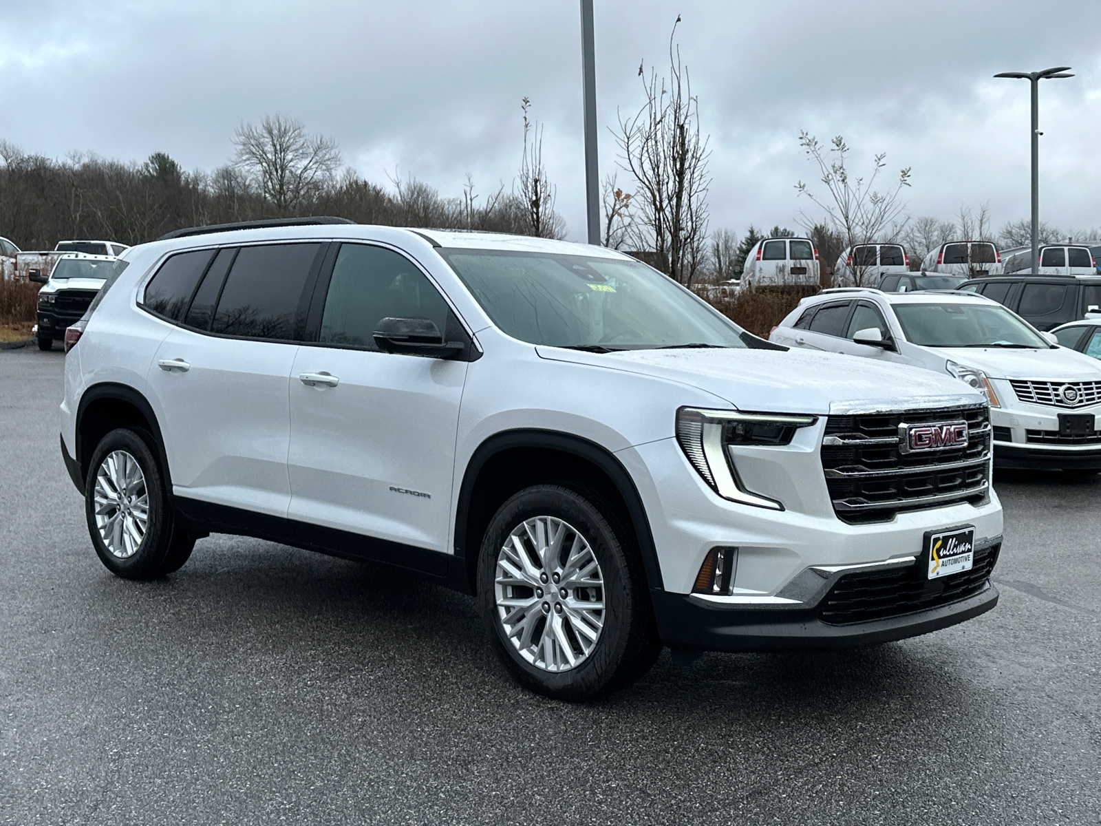 2025 GMC Acadia Elevation 5