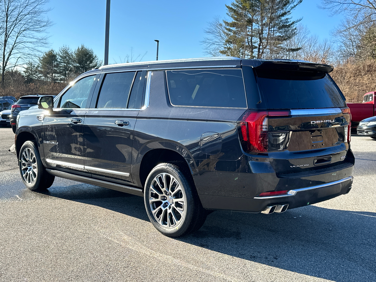 2025 GMC Yukon XL Denali 2