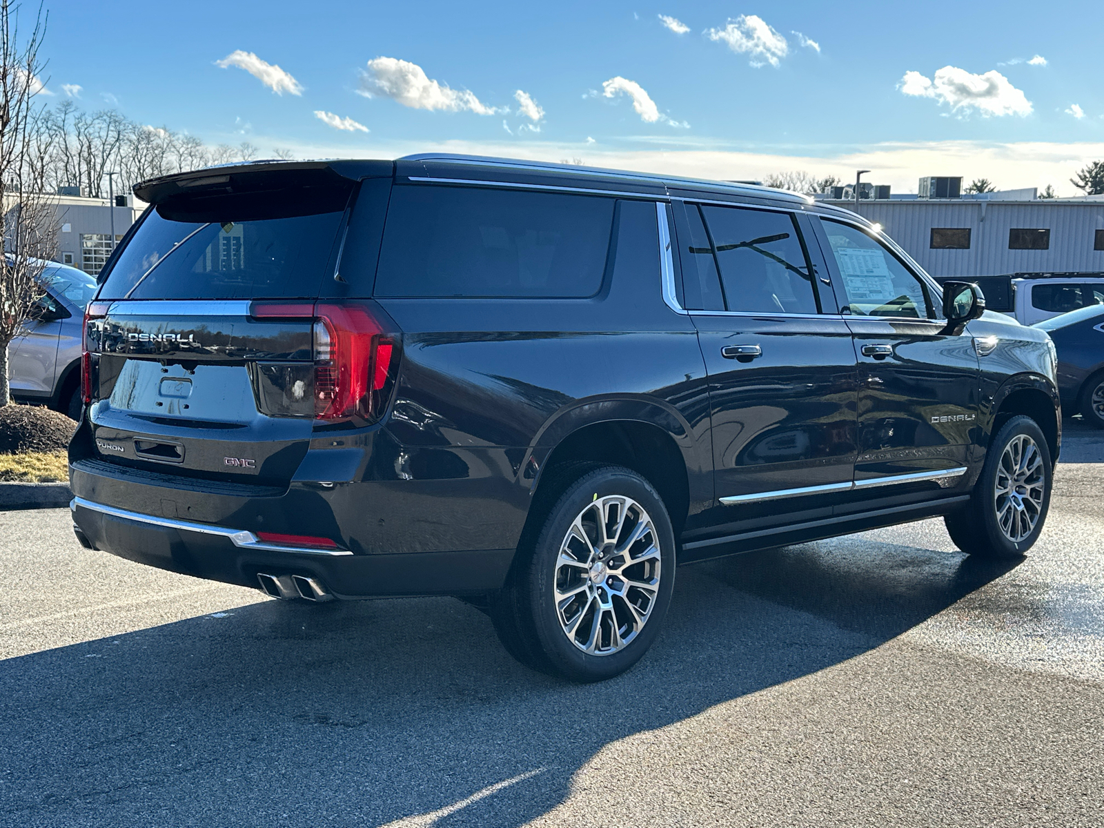 2025 GMC Yukon XL Denali 4