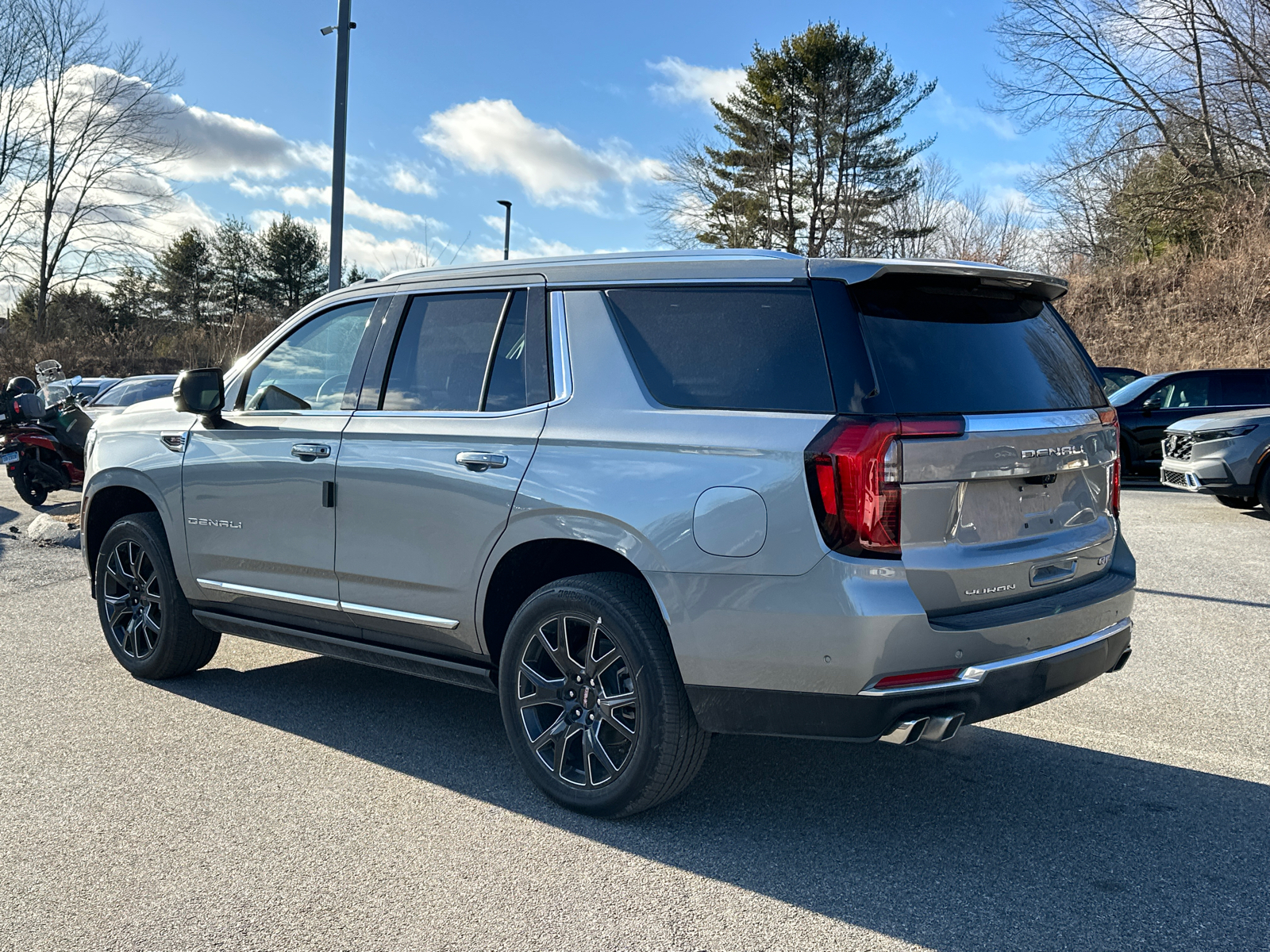 2025 GMC Yukon Denali 2