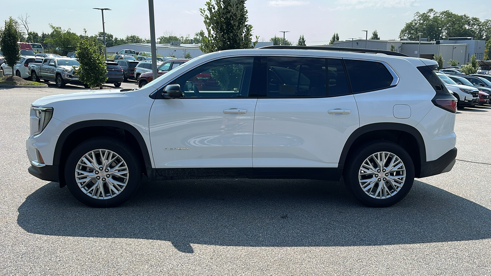 2024 GMC Acadia Elevation 8